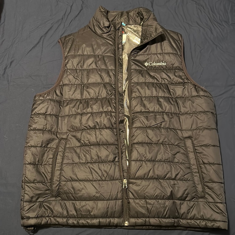 Columbia puffy vest